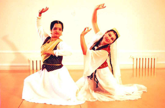Central Asian Dance 38